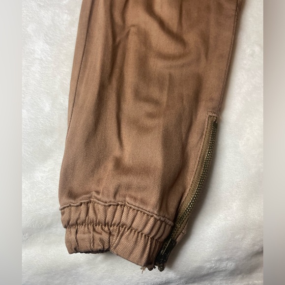 Khaki Cargo Joggers - Picture 7 of 8